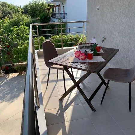 In Nea Kallikratia Nea Kallikrateia