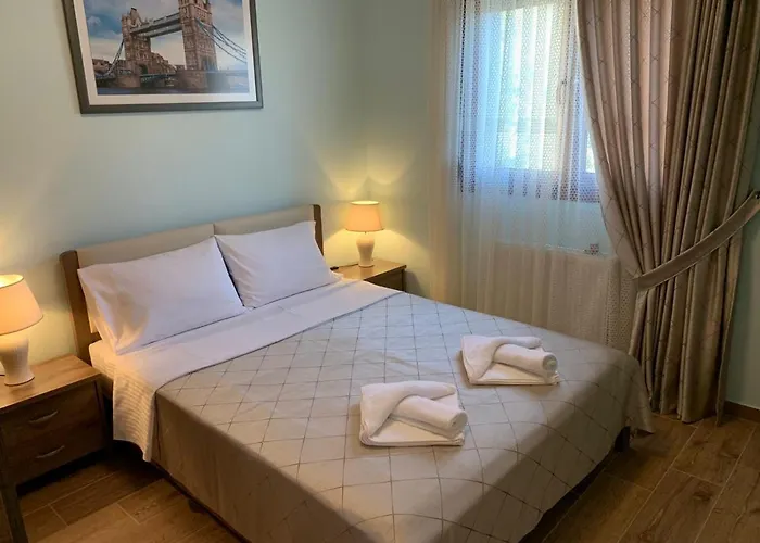 In Nea Kallikratia * Nea Kallikrateia