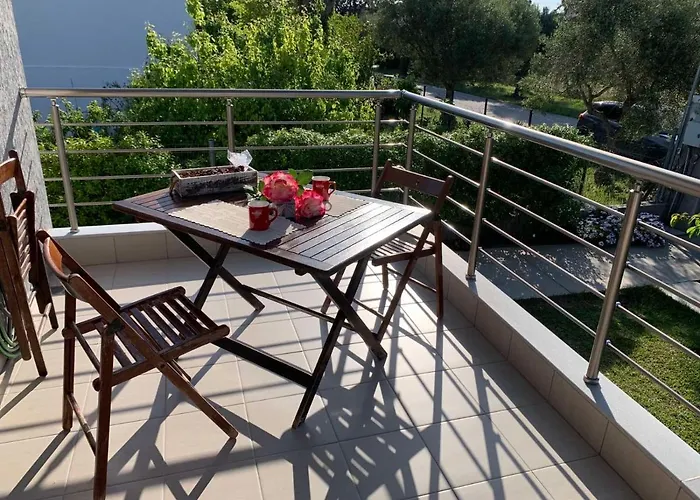 In Nea Kallikratia Nea Kallikrateia