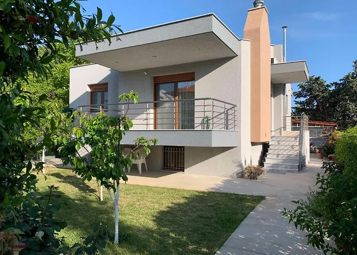 In Nea Kallikratia Nea Kallikrateia